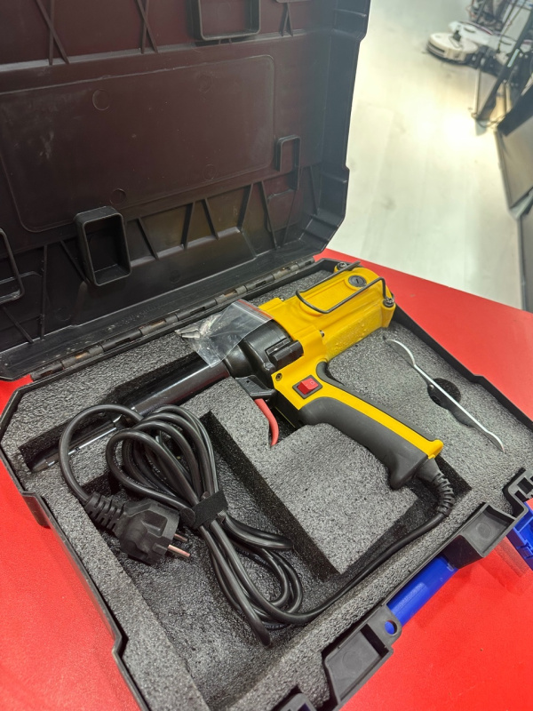 Заклепочник Skytools SK 1006