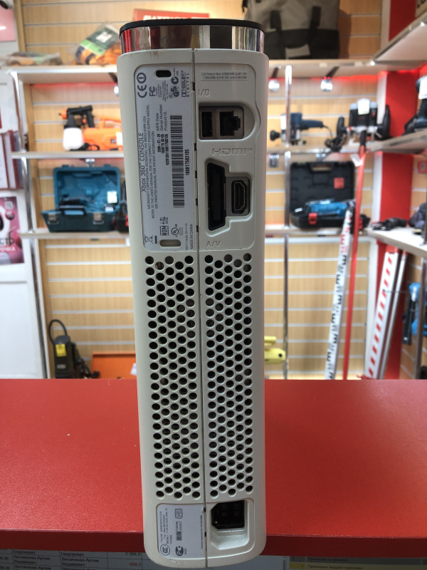 Игровая приставка Xbox 360